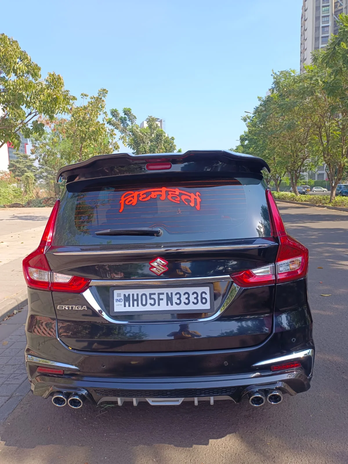 Multi-seater SUV Cab for Group Travel