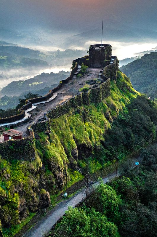 Cab from Kalyan to Mahabaleshwar